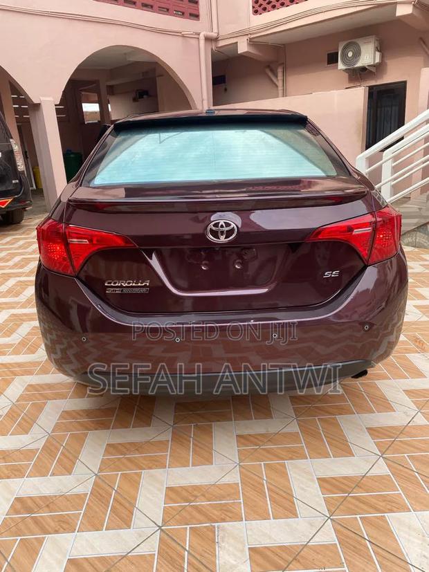 Toyota Corolla 2018 Burgundy