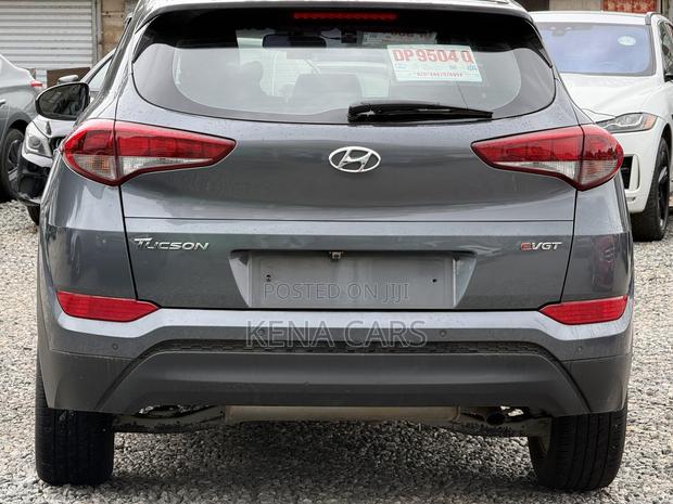 Hyundai Tucson SE AWD 2018 Gray