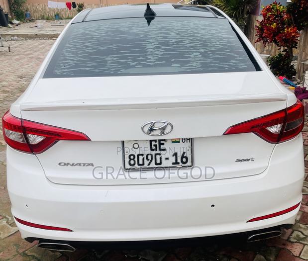 Hyundai Sonata Sport 2.0T Sedan FWD (2.0L 4cyl 6A) 2016 White