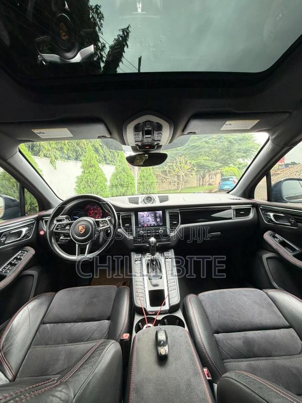 Porsche Macan GTS 2017 Black