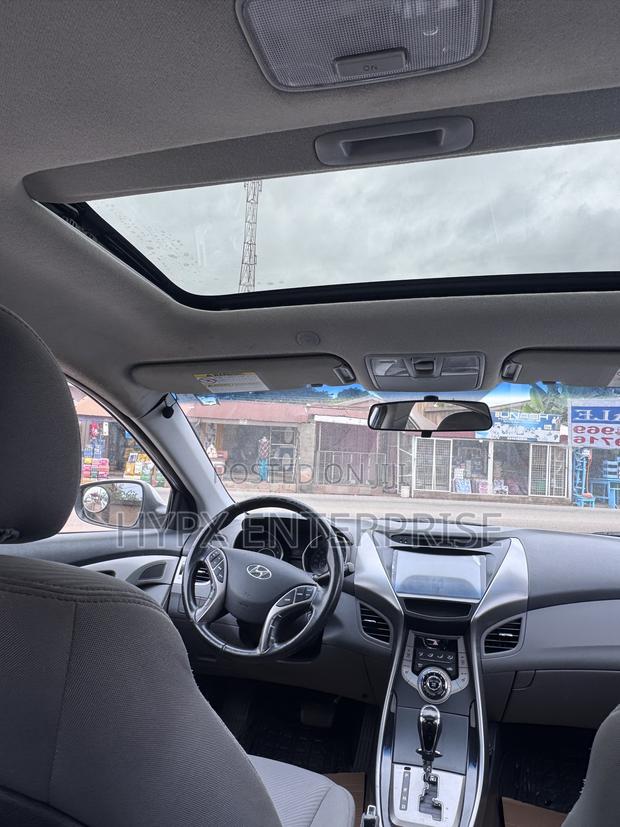 Hyundai Elantra Limited Sedan FWD (1.8L 4cyl 6A) 2013 Gray