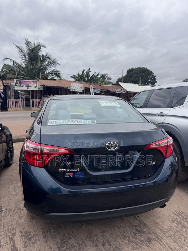 Toyota Corolla LE ECO 4dr Sedan (1.8L 4cyl CVT) 2017 Blue