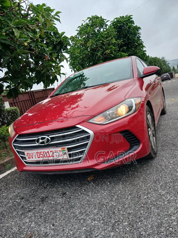 Hyundai Elantra 2017 Red