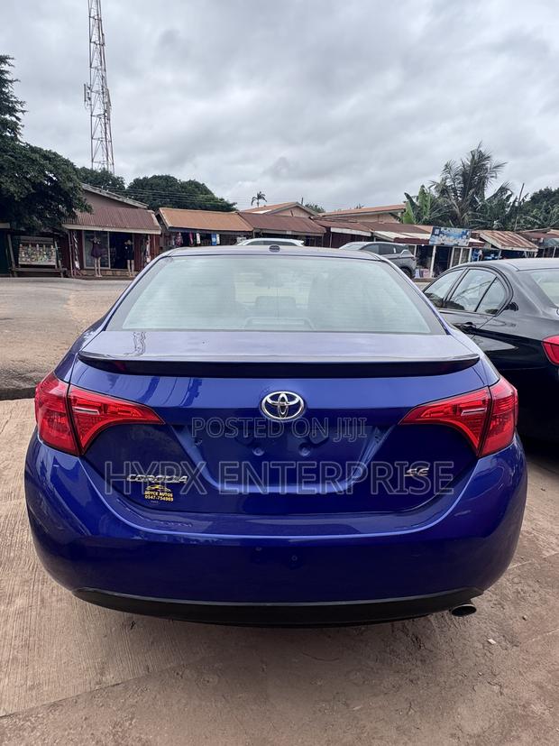 Toyota Corolla SE Special Edition 4dr Sedan (1.8L 4cyl CVT) 2017 Blue