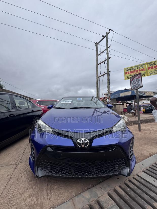 Toyota Corolla SE Special Edition 4dr Sedan (1.8L 4cyl CVT) 2017 Blue
