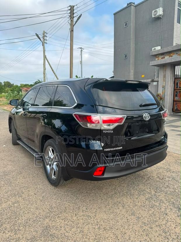 Toyota Highlander 2016 Black