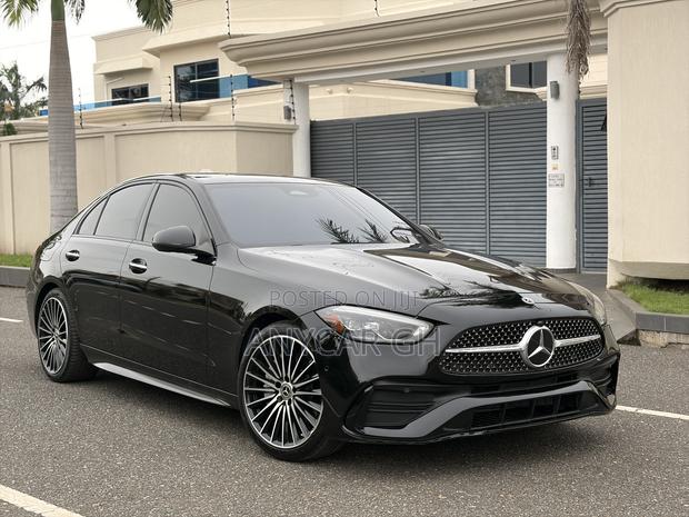 Mercedes-Benz C300 2024 Black