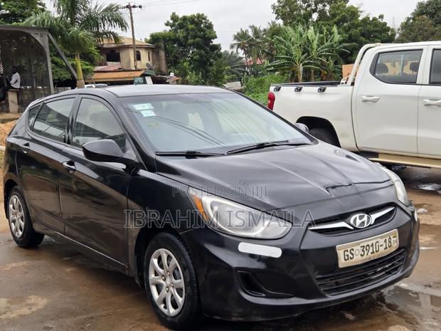 Hyundai Accent 2013 Black