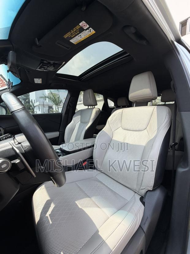 New Lexus RX 350h AWD 2024 Silver