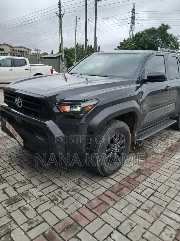 New Toyota 4-Runner 2025 Black