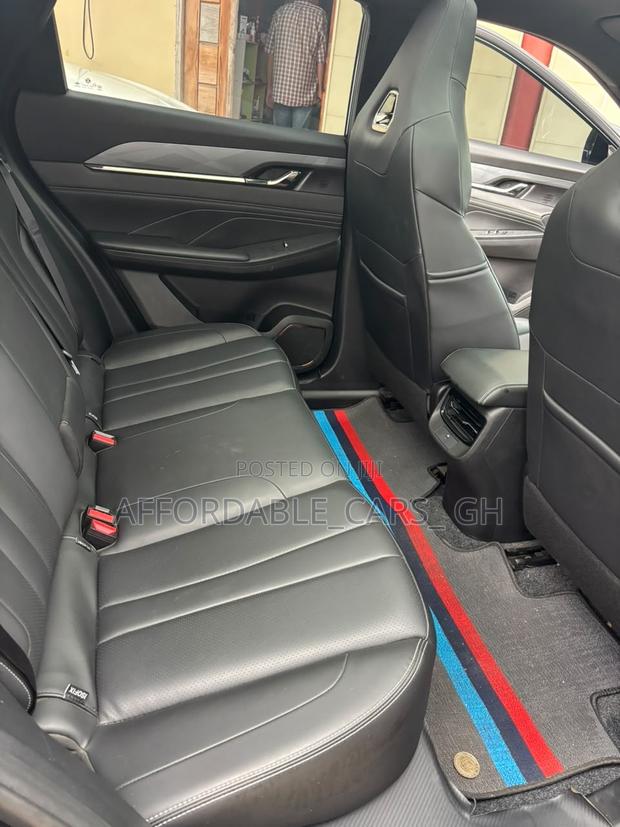 Dongfeng Glory 2024 Black