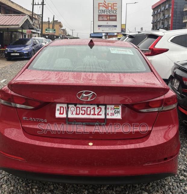 Hyundai Elantra ECO Sedan FWD (1.4L 4cyl 7A) 2017 Red