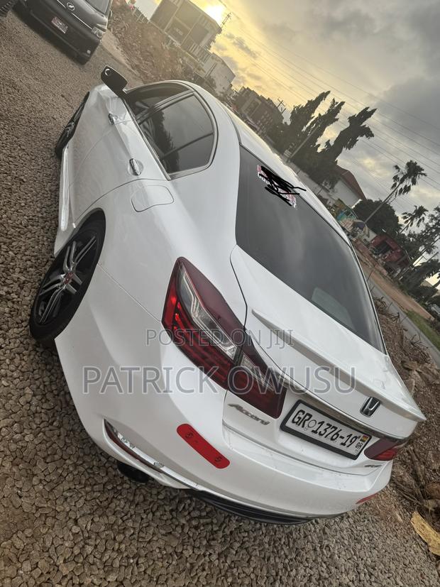 Honda Accord 2016 White