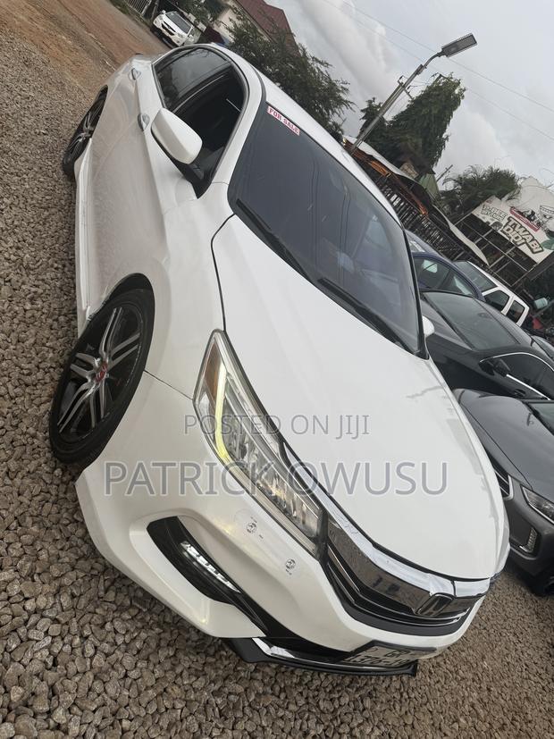 Honda Accord 2016 White