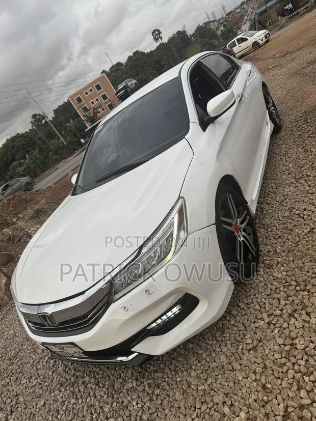 Honda Accord 2016 White