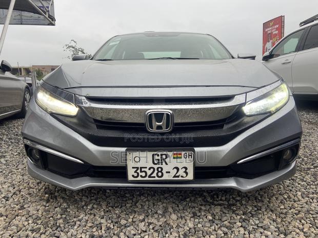 Honda Civic 2018 Silver