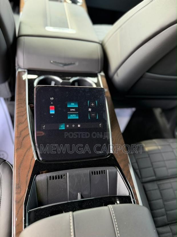 New Cadillac Escalade ESV Platinum Luxury 4WD 2026 Black