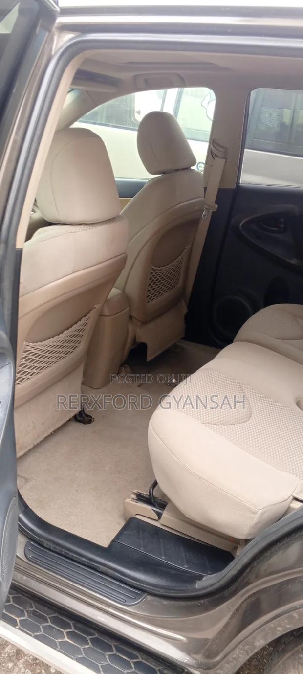Toyota RAV4 2013 Brown