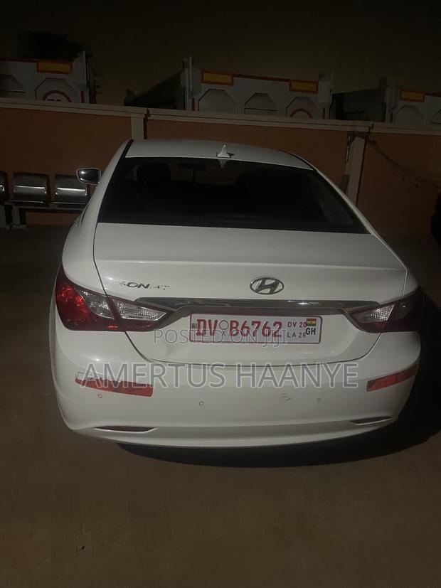 Hyundai Sonata GLS Sedan FWD (2.4L 4cyl 6A) 2013 Off white
