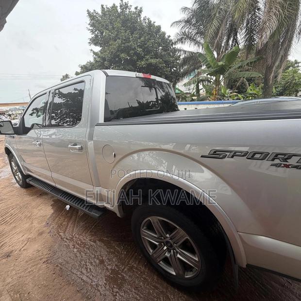 Ford F-150 XLT 4x4 SuperCrew Cab Styleside 6.5 ft. box 157 in. WB 2019