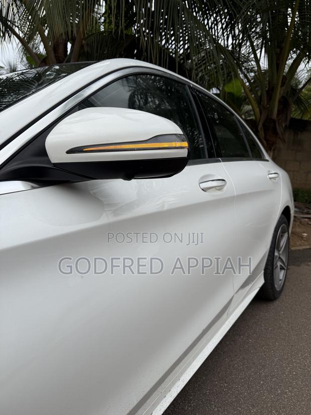 Mercedes-Benz C300 2018 White