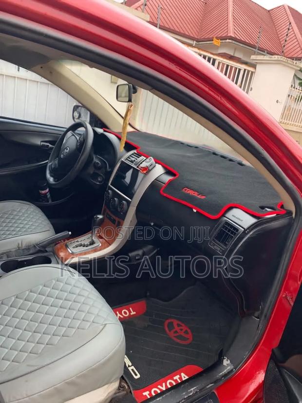Toyota Corolla 2009 Red
