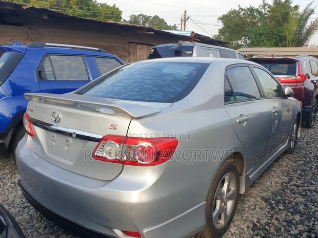 Toyota Corolla 2013 Silver