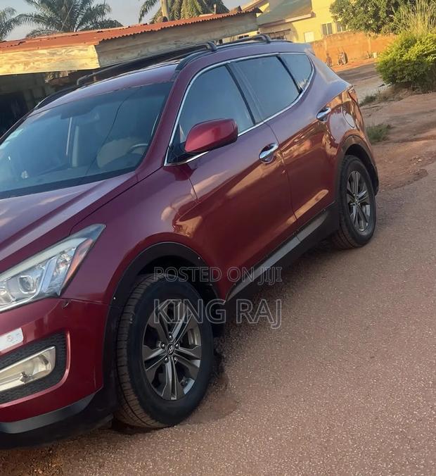 Hyundai Santa Fe 2014 Red