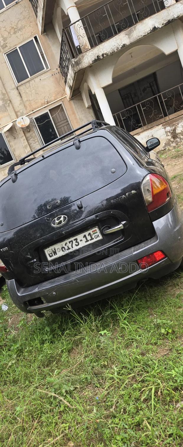 Hyundai Santa Fe SE AWD 2026 Black
