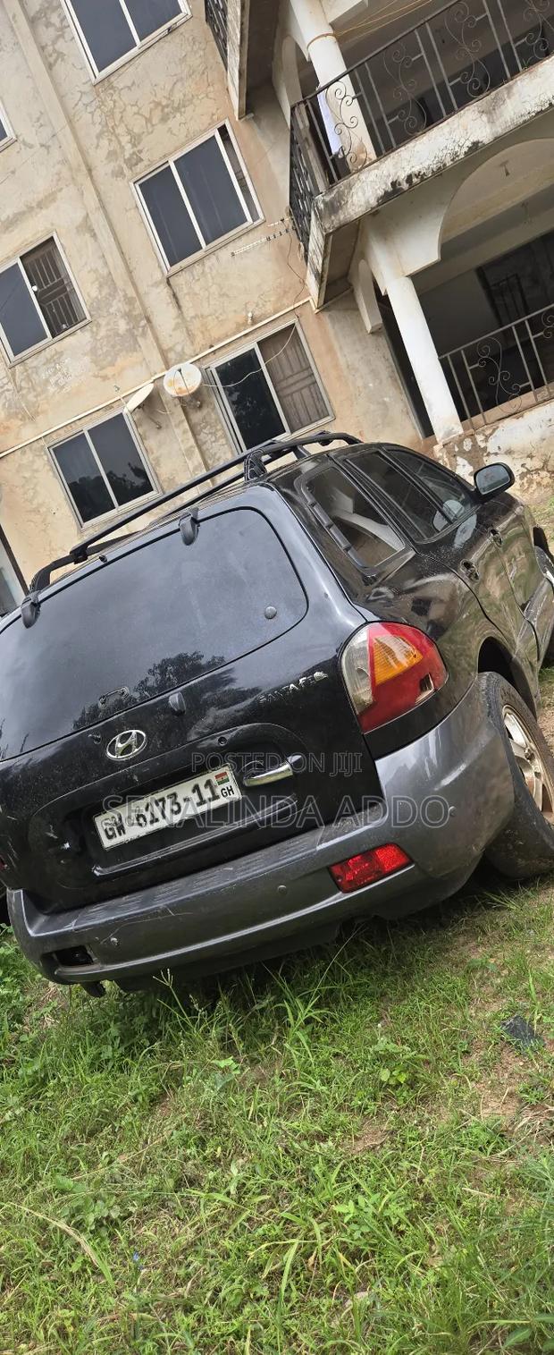 Hyundai Santa Fe SE AWD 2026 Black