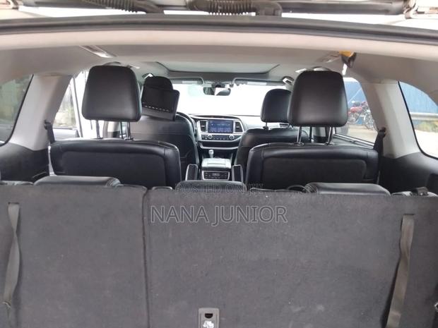 Toyota Highlander Limited 4x4 V6 (3.5L 6cyl 8A) 2018 White