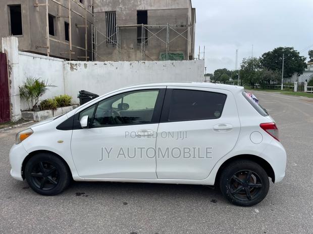 Toyota Yaris 2012 White