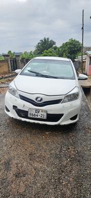 Toyota Vitz 2012 White for sale