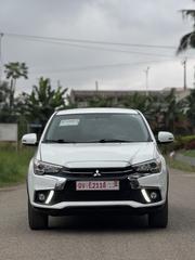 Mitsubishi Outlander 2.0 PHEV AWD 2018 White for sale