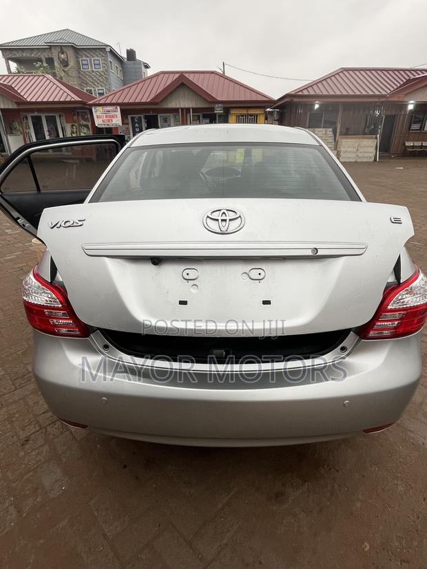 Toyota Vios 2012 Silver