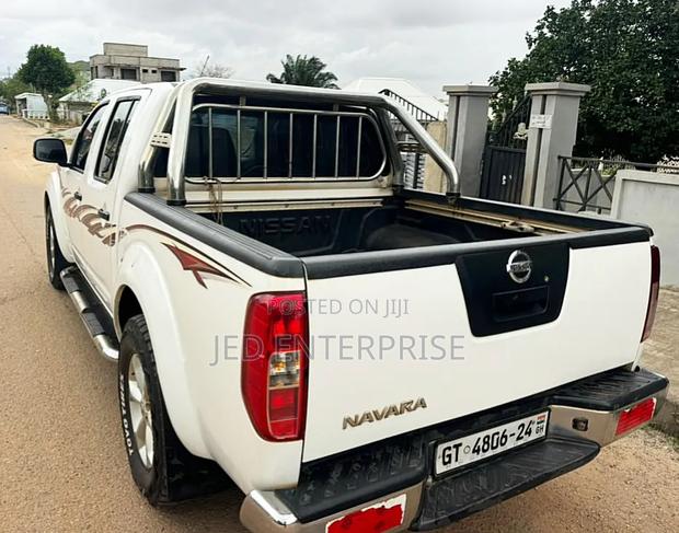 Nissan Navara 2014 White