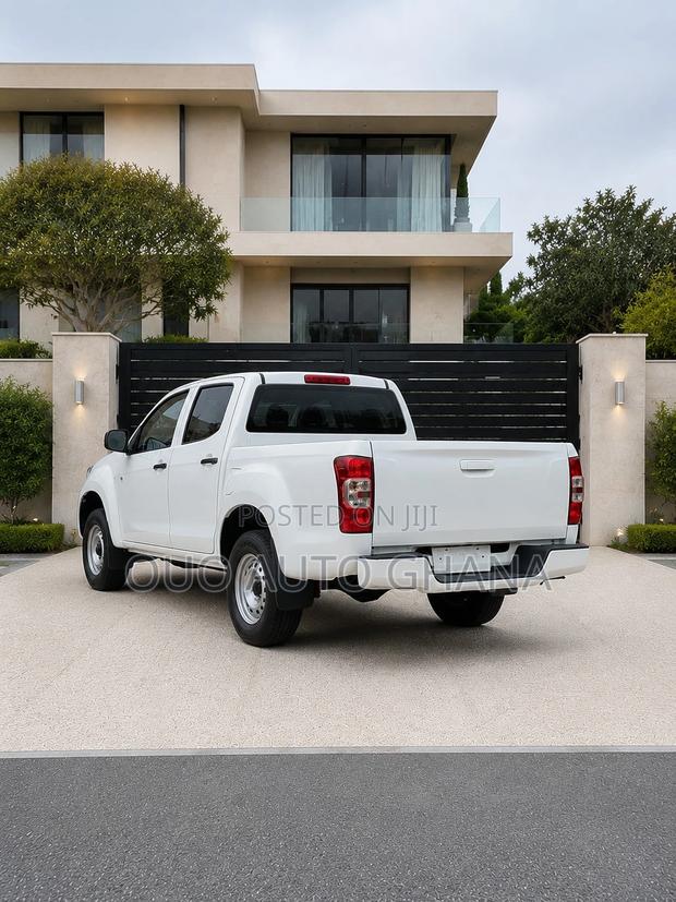 Isuzu D-MAX 2020 White