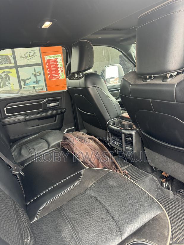 Dodge RAM 2023 White