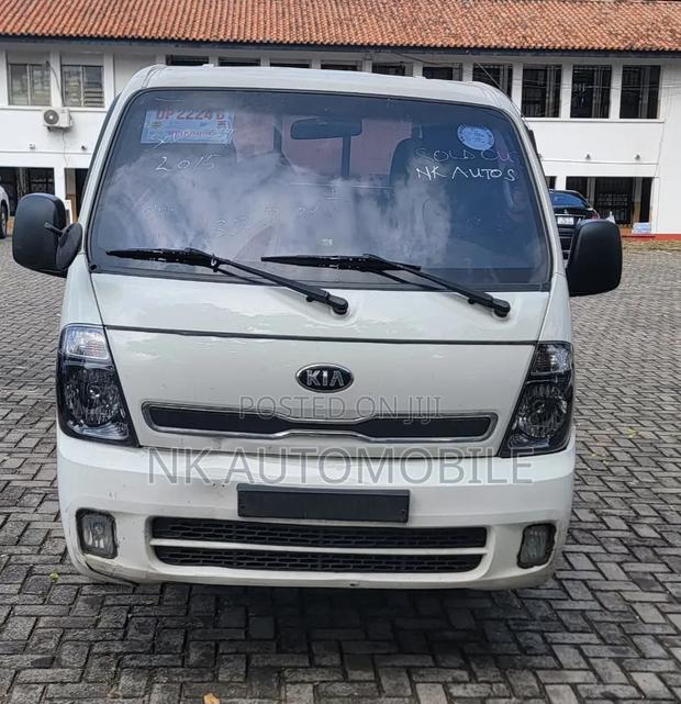 Kia Bongo 2015 White