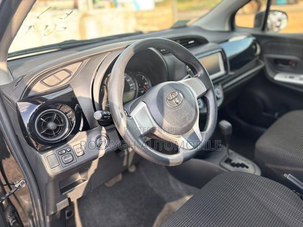 Toyota Vitz 2015 Black