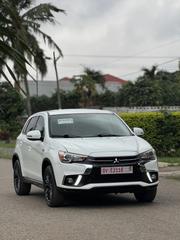Mitsubishi Outlander 2.0 PHEV AWD 2018 White for sale