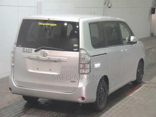 Toyota Voxy 2020 White