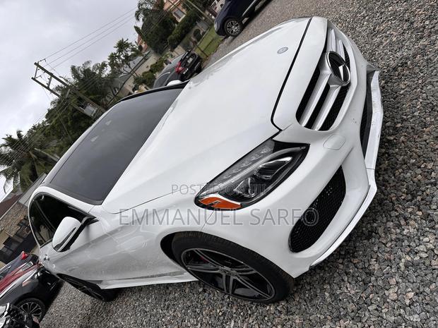 Mercedes-Benz C300 Base 4Matic Sedan AWD (2.0L 4cyl 7A) 2016 White