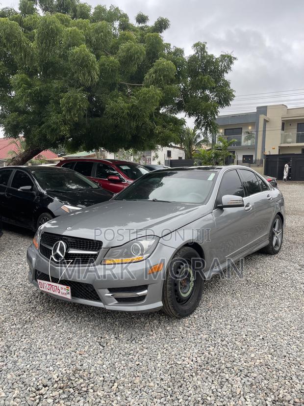 Mercedes-Benz C300 Luxury 4Matic Sedan AWD (3.0L 6cyl 7A) 2012 Gray