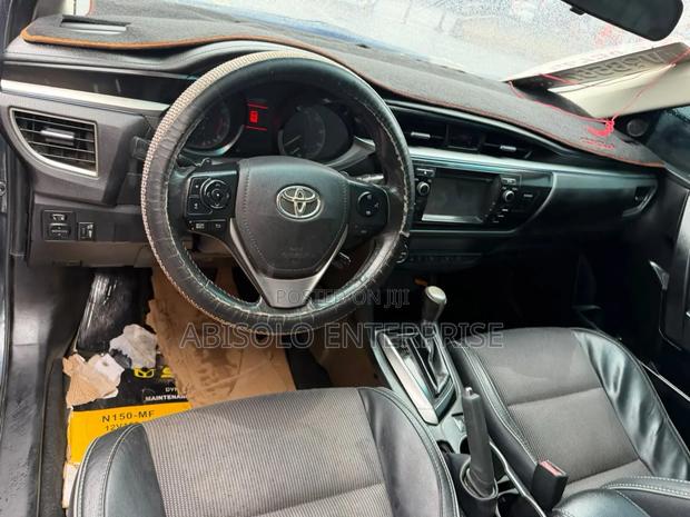 Toyota Corolla 2016