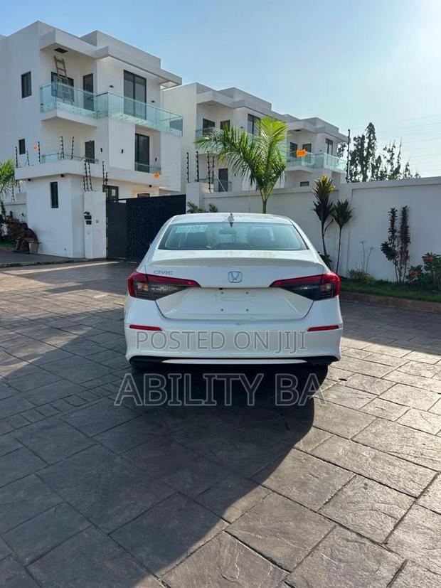 Honda Civic 2022 White