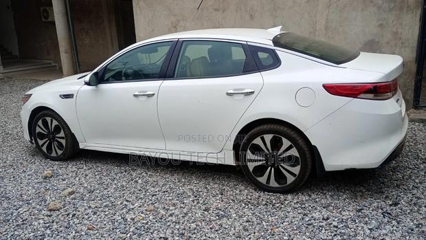 Kia Optima S 2019 White