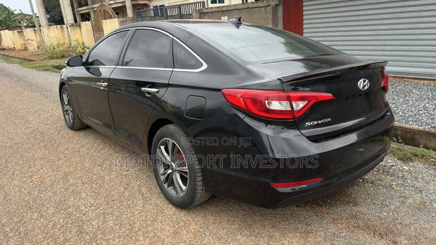 Hyundai Sonata Limited 2.0T Seban (2.0L 4cyl 6A) 2017 Black