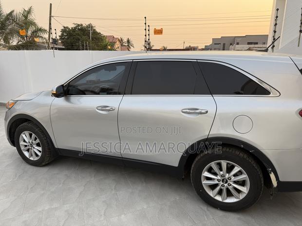 Kia Sorento 2019 Silver