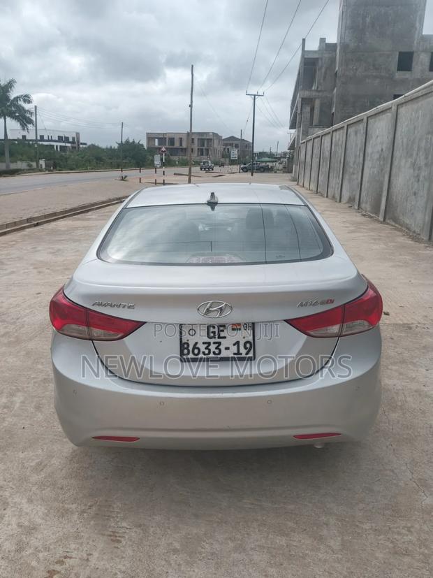 Hyundai Elantra 2013 Silver